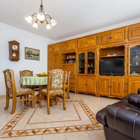 شقة House Burle ميدولين